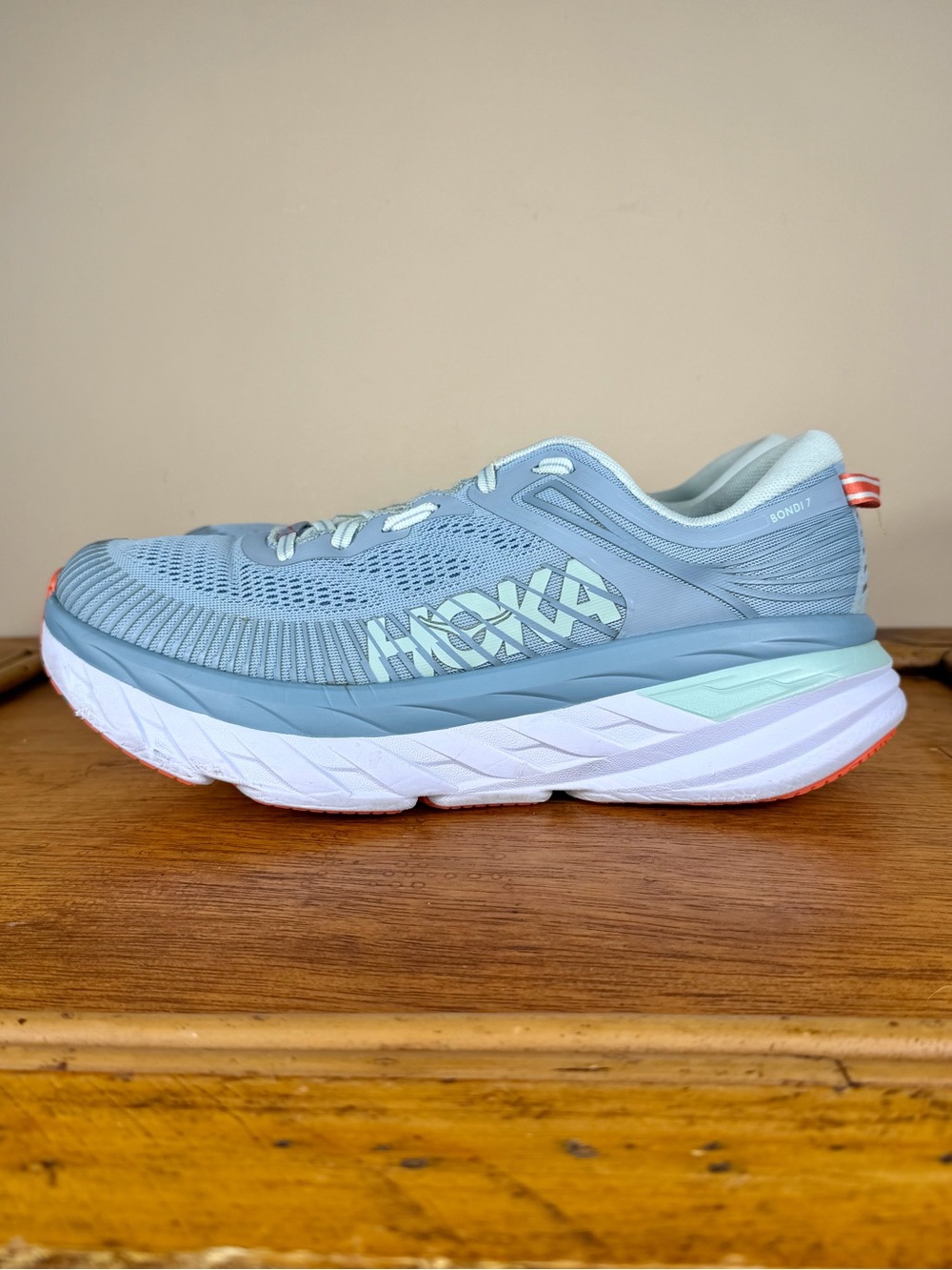 Hoka One Bondi 7 Women’s Running Shoe Size 10.5 “Blue Fogg / Bluegrass”